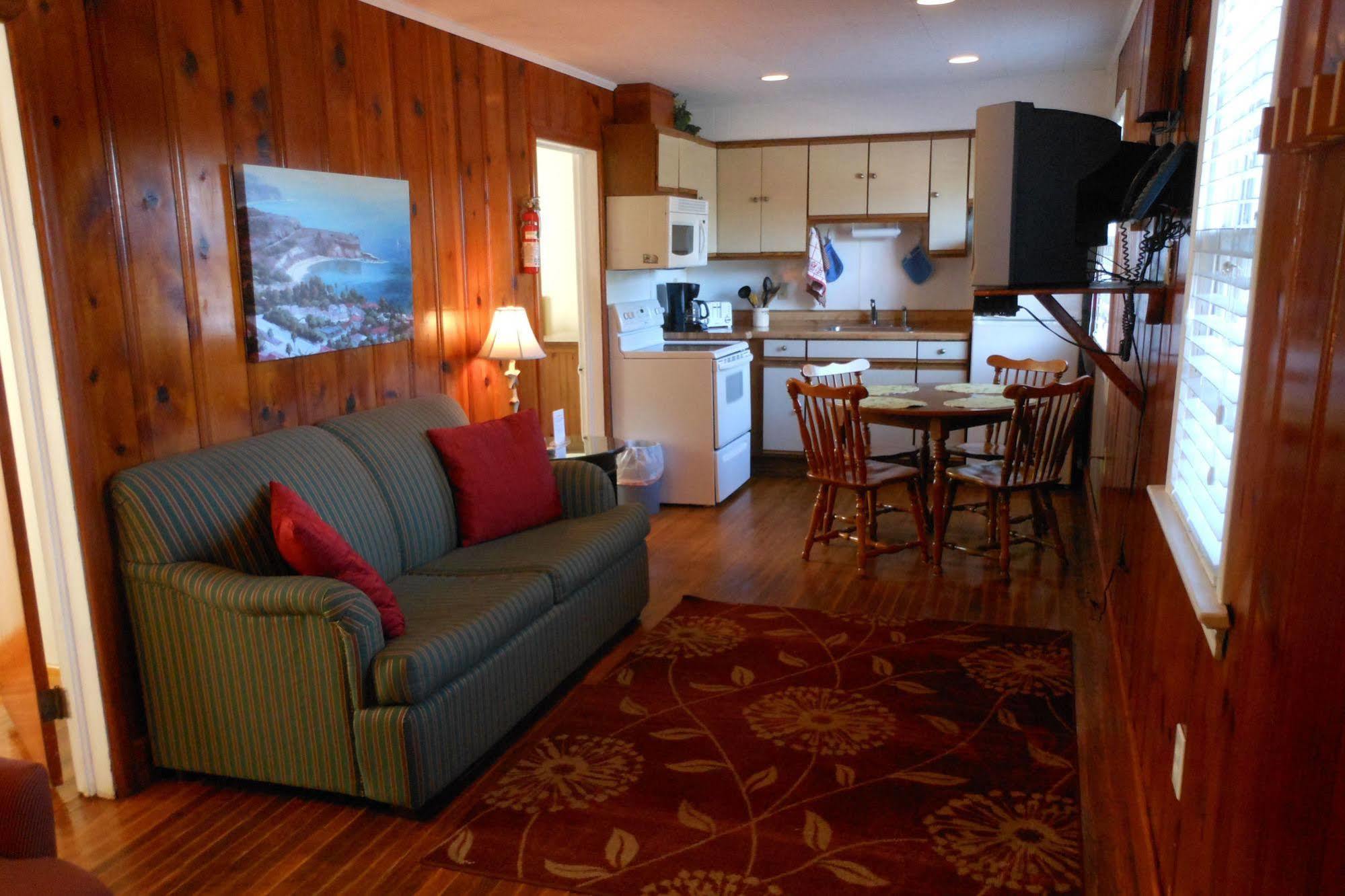 Cape Pines Hatteras Island Motel