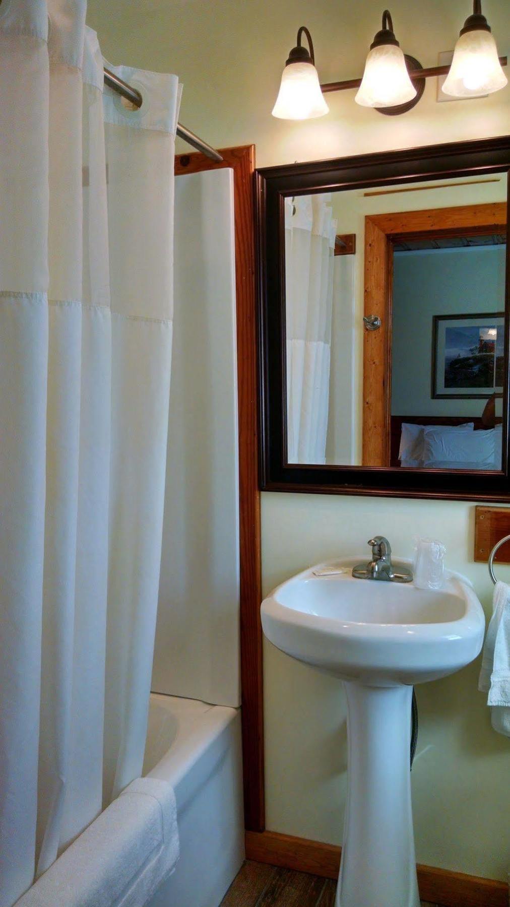 Motel Cape Pines Hatteras Island 2*