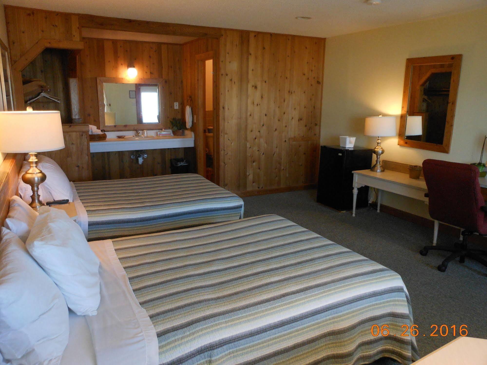 Motel Cape Pines Hatteras Island 2*