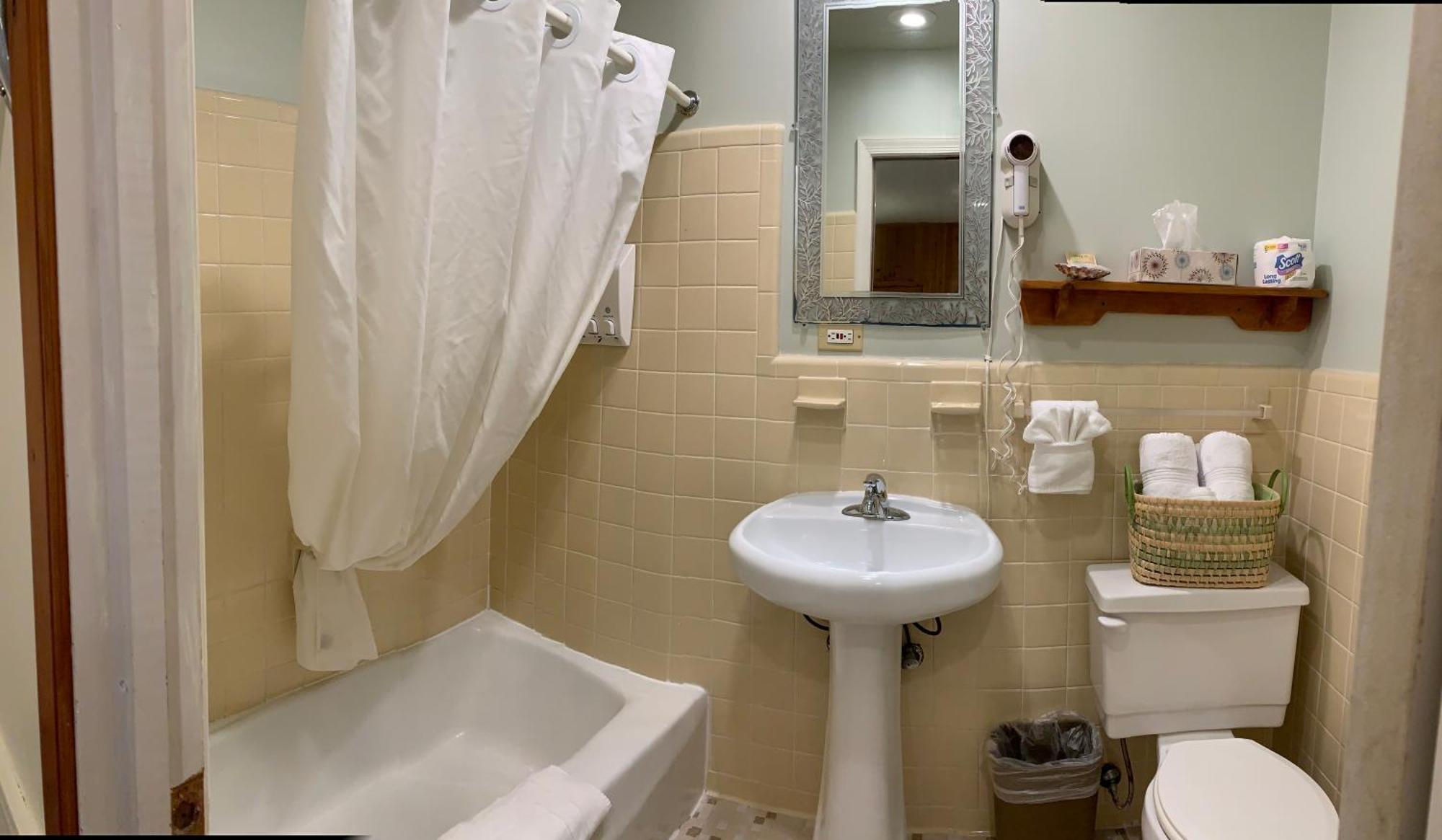 Motel Cape Pines 2*